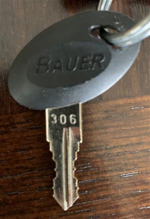 Bauer 306 RV Lock Key