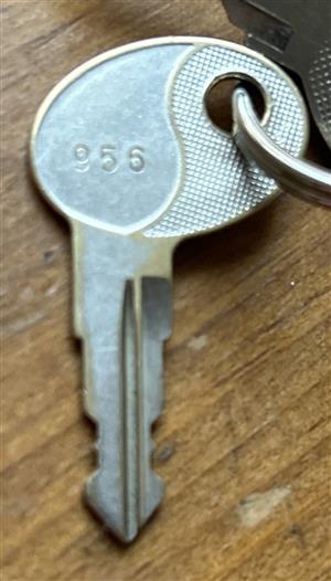 Bauer 956 RV Lock Key