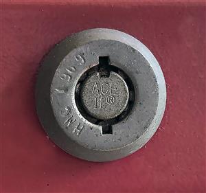 Homak Ace HMC1909 Tubular Key Lock