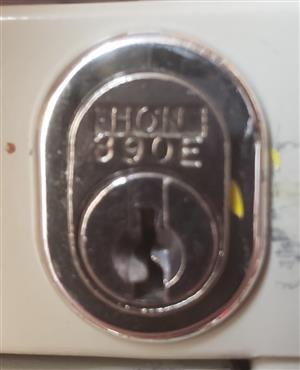 HON 390E File Cabinet Key Lock