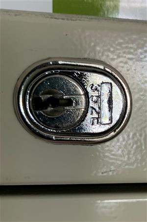 Office Image 352E File Cabinet Lock Key