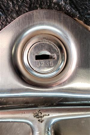 Reading Bauer Better Built J235 Key Lock