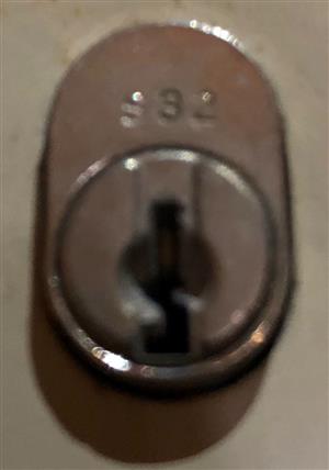 Schwab S32 File Cabinet Lock Key