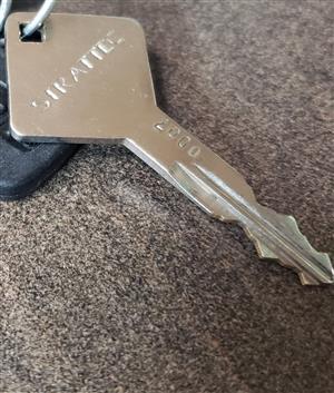 Strattec 0007 Lock Key