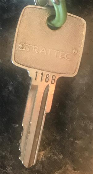 Strattec Winnebago 118B Key