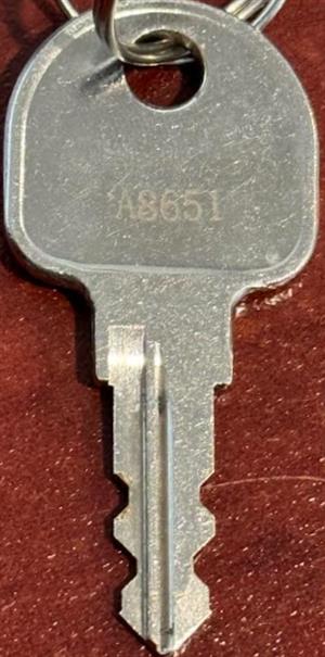 WT A8651 Key