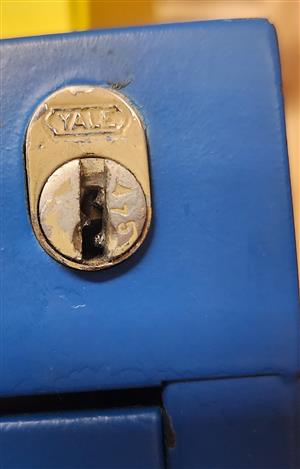 Yale 475 File Cabinet Lock Key